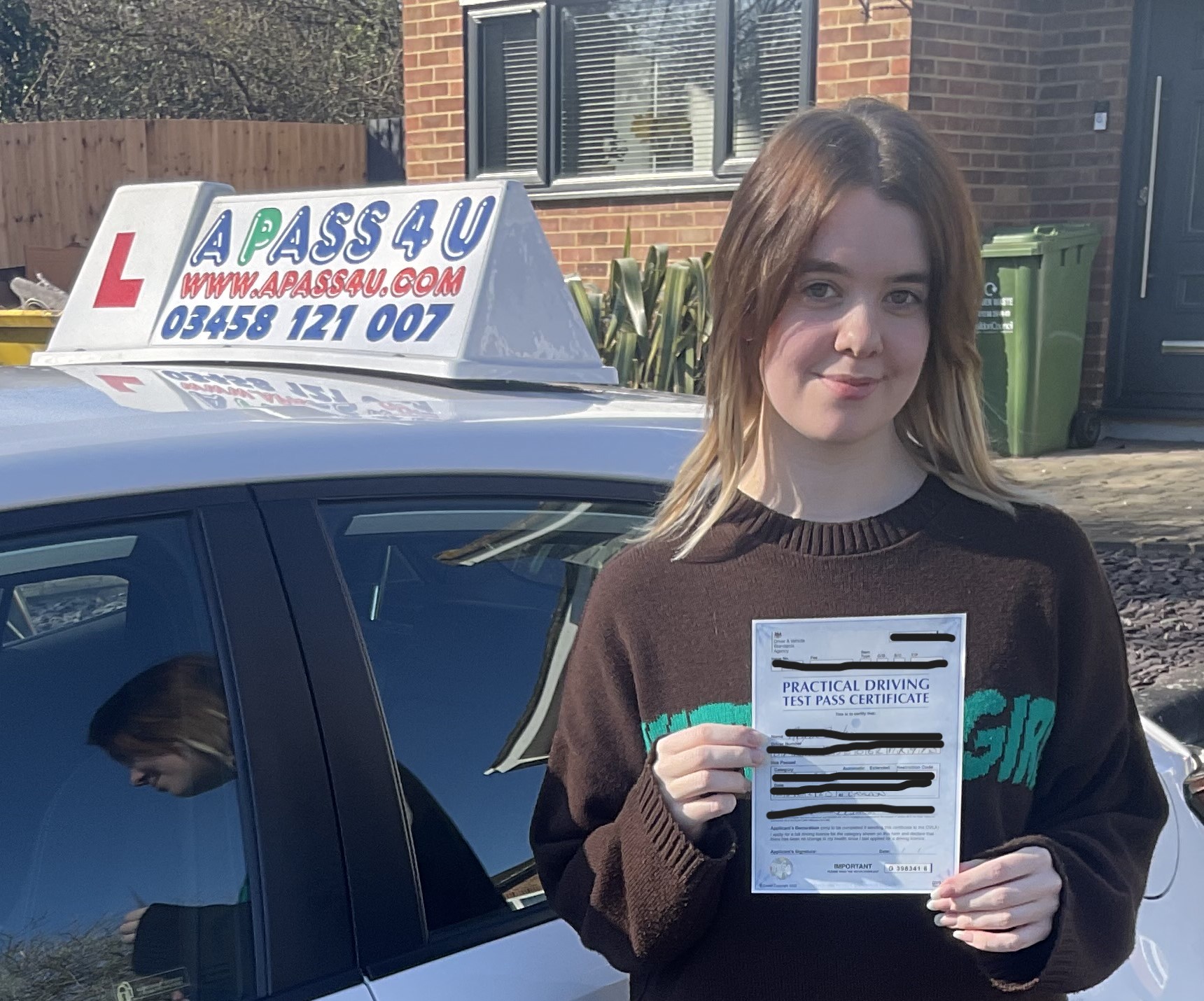 A automatic test pass for Megan B in Basildon after driving lessons with our automatic driving instructor Neil W