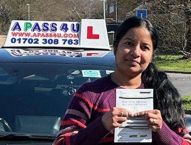 A great result for Nira after having automatic driving lessons around Southend on Sea with our A Pass 4 U driving instructor Kevin