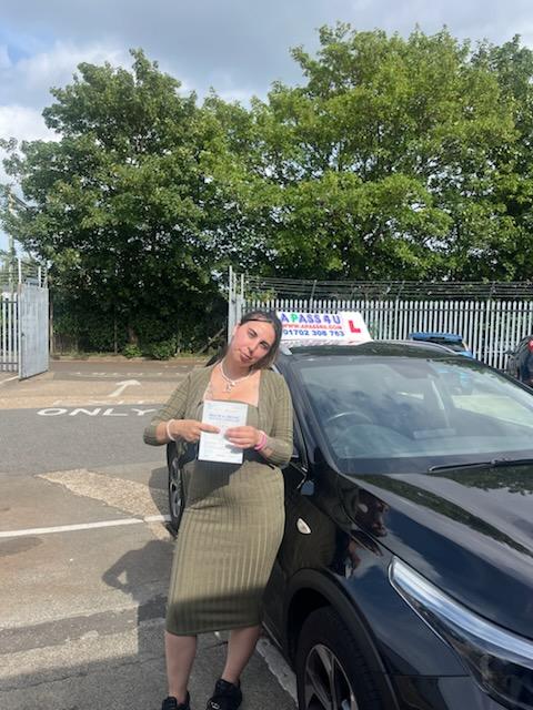 Driving Lessons work for Daniella T as she passes in Southend with her driving instructor Andrea this week
