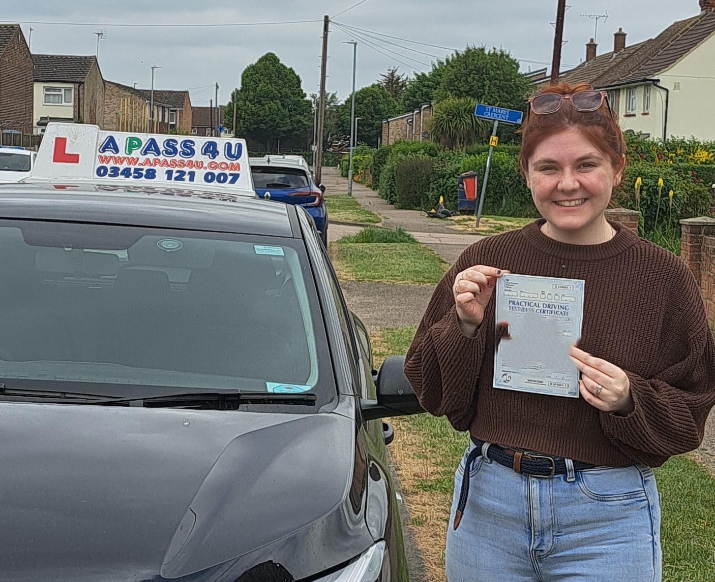 Driving test pass in Tilbury for Patsy GL after a one week intensive driving course in Tilbury with driving course instructor Artan G