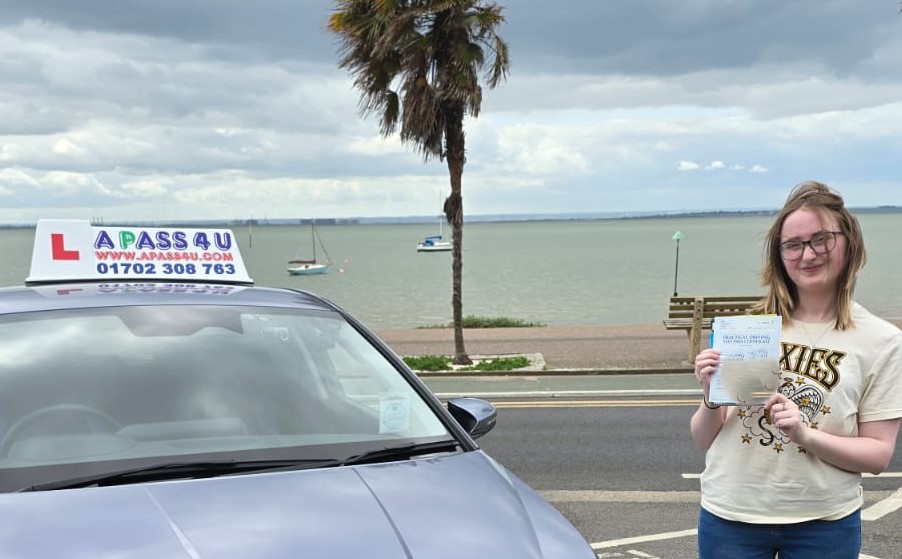 Southend Driving Lessons work for Amy! After regular driving lessons in a manual car with our driving instructor John Ward