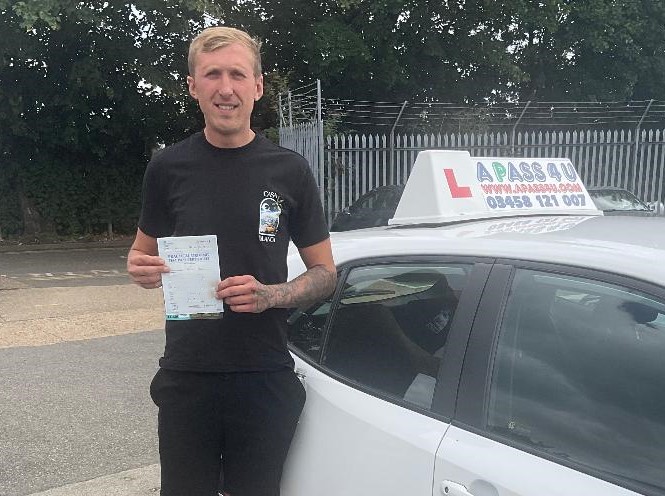 A 1st time driving test pass for Alex after a one week driving course with our expert automatic driving instructor Neil W