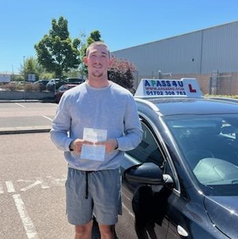 Harry C passes his driving test 1st time after a weeks intensive driving course in Basildon with driving instructor Andrea W