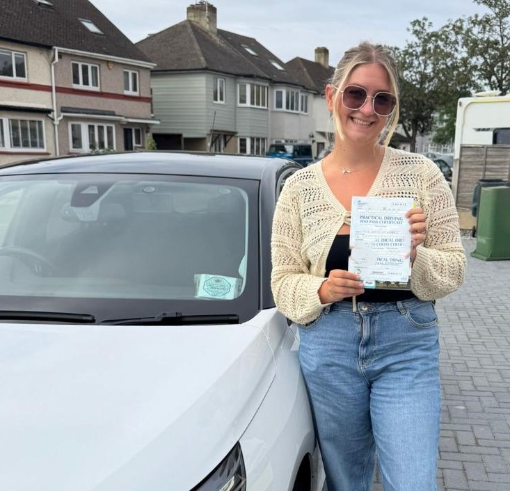 Over a couple of days Lydia polished her driving and prepared for test and passed, our driving courses in Southend get great results