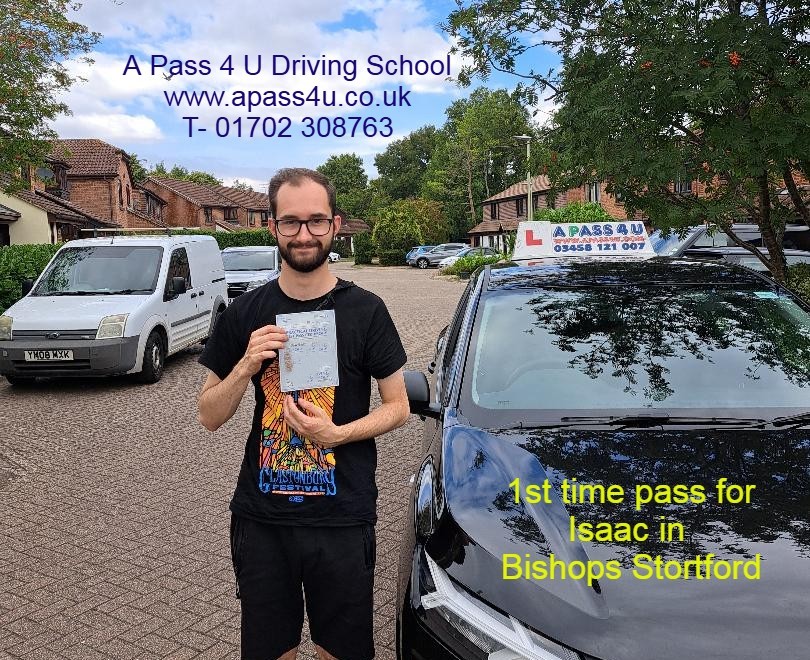 Isaac H gets a 1st time pass on his driving course in Bishops Stortford with David P. Our one week driving courses are getting great results.