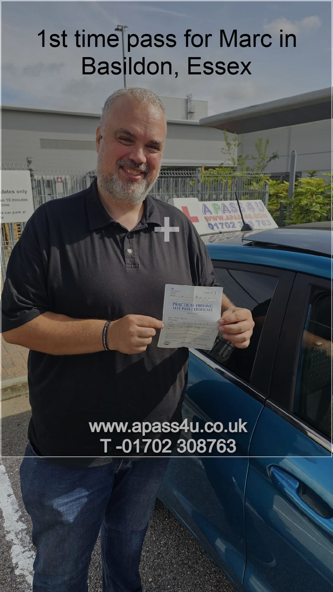 Marc S gets a 1st time driving test pass with a driving course with Mike M our Basildon based driving instructor