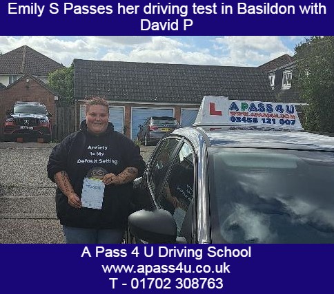 A great result for Emily S after a driving course with David in Basildon. Emily needed that final push to get over the line, Congrats Emily