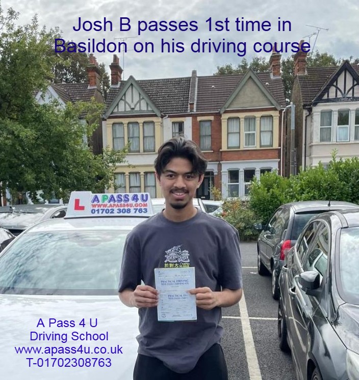 A 1st time pass for Josh B on his driving course with Ry W in Basildon this week. What a fantastic end to Josh's intensive driving course