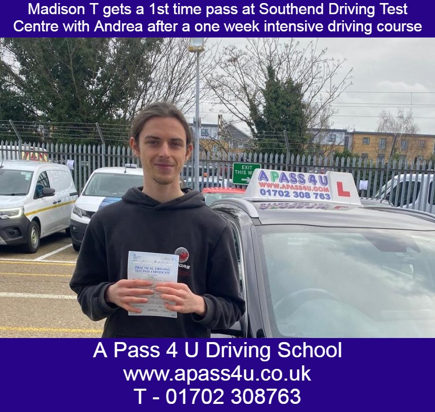 Maddison T gets a 1st time pass on a one week driving course with Andrea W in Southend on Sea. Great results with a driving course.