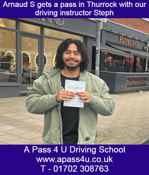 Arnaud S gets a 1st time pass with Steph on a driving course in Thurrock. Our intensive driving courses in Grays & Thurrock get great results
