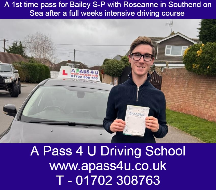 Bailey SP smashes a 1st time pass after his driving course with Roseanne V in Southend on Sea, Essex. Intensives get results!