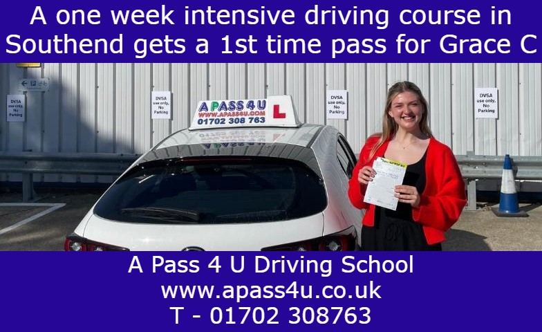 A 1st time pass for Grace C with driving instructor Ray W in Southend on Sea, Essex. What a great result with a 1st time pass.