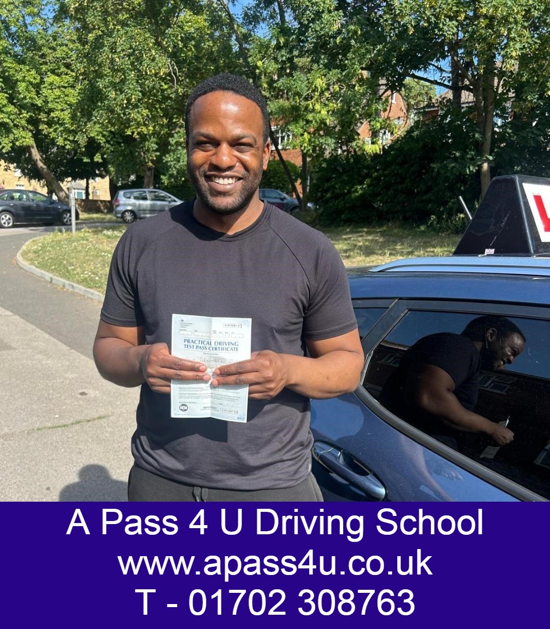 Chuck M gets a 1st time pass in Chingford with driving instructor Steph L after a one week intensive driving course.