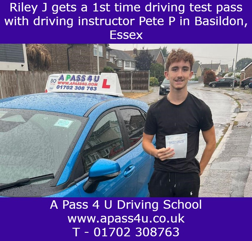 Riley J gets a 1st time driving test pass after a one week intensive driving course with driving instructor Pete P in Basildon.
