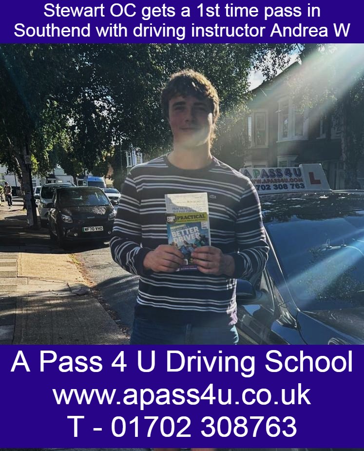 Stewart OC gets a 1st time pass with driving instructor Andrea W in Southend after a one week intensive driving course.